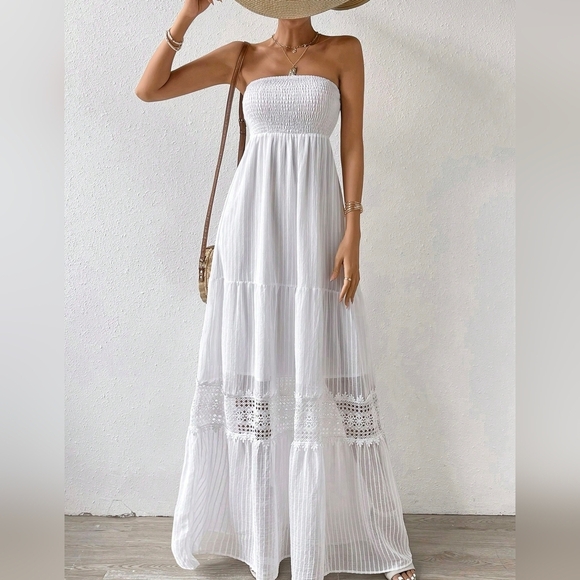 Dresses & Skirts - Guipure Lace Insert Ruffle Hem Tube Dress